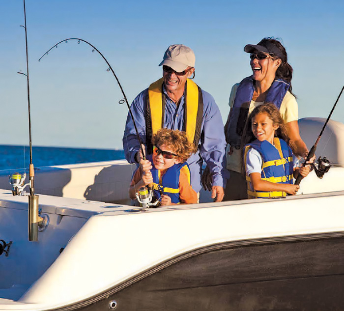 kids-fishing-with-parents